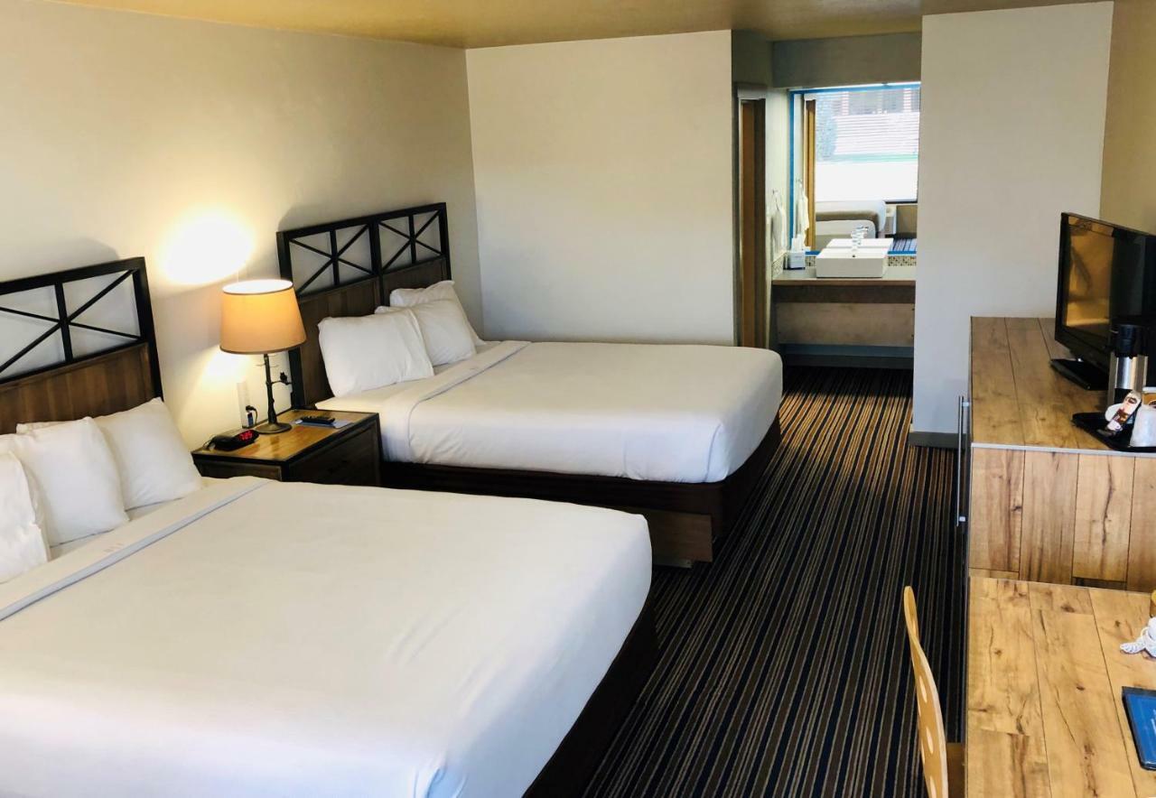 Blue Lakes Inn توين فولز المظهر الخارجي الصورة